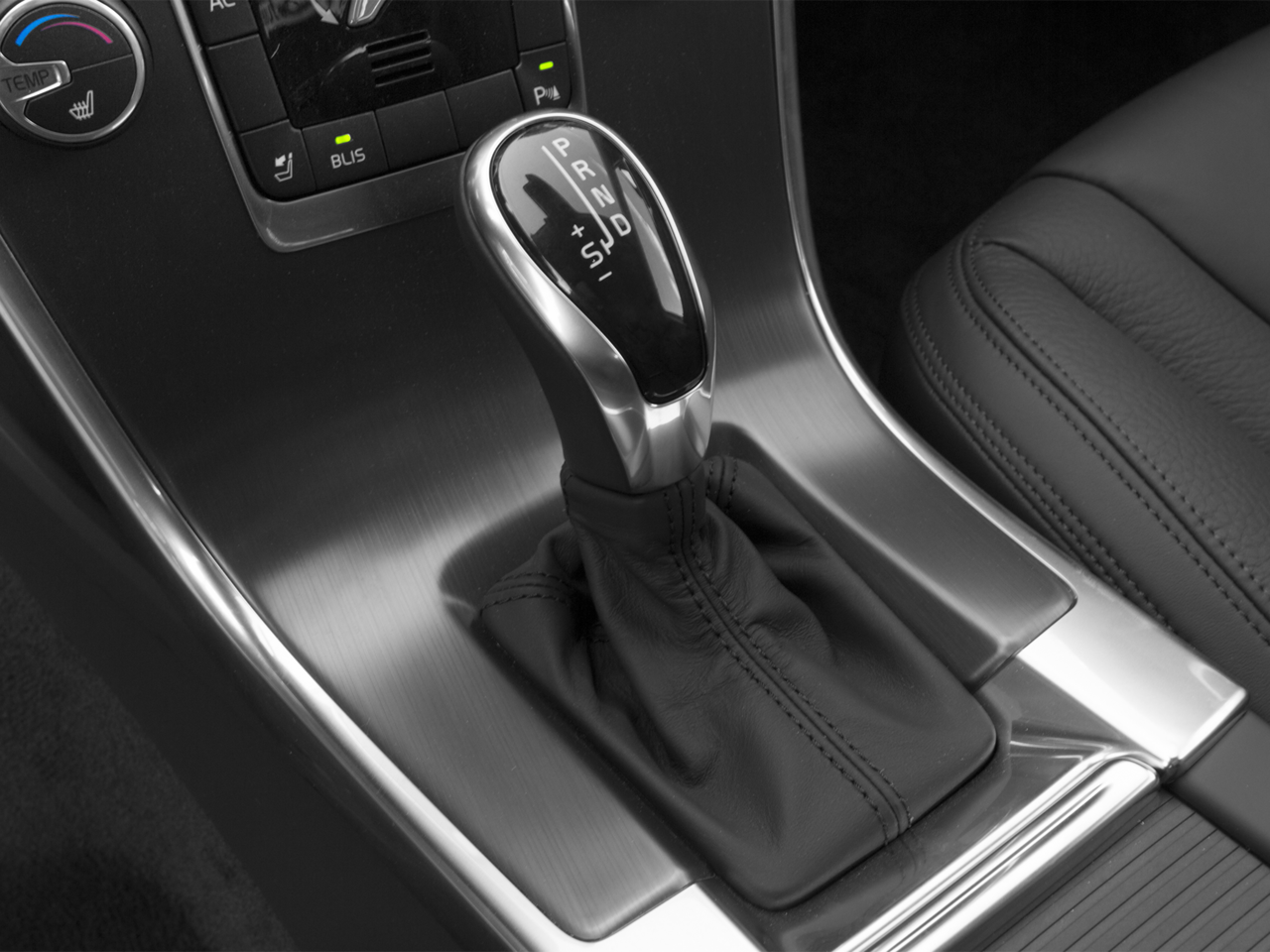 2015 Volvo XC60 T5 Drive-E Premier