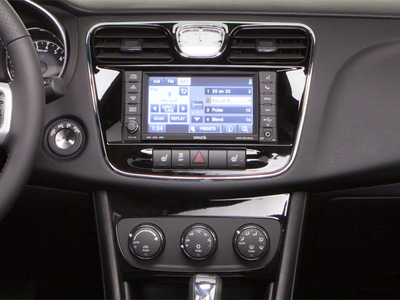 2012 Chrysler 200 Touring