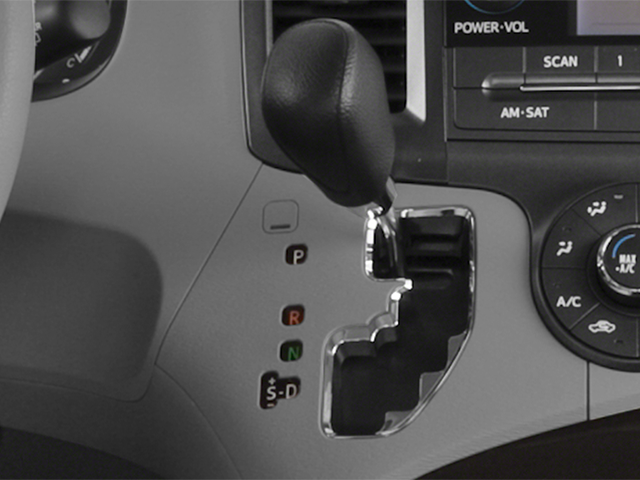 2014 Toyota Sienna LE AAS