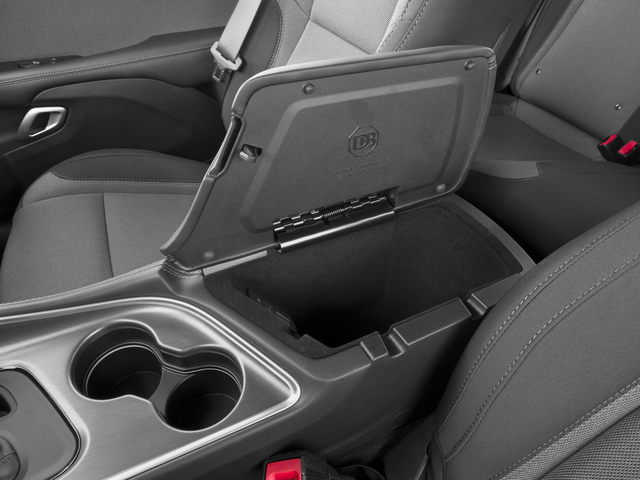 2017 Dodge Challenger SXT Plus