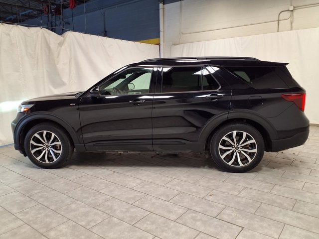 2022 Ford Explorer ST-Line
