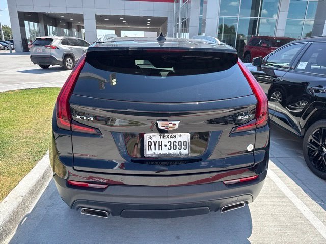 2023 Cadillac XT4 Luxury