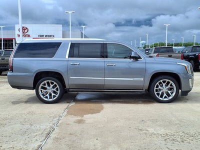 2019 Cadillac Escalade ESV Platinum Edition