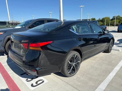 2025 Nissan Altima 2.5 SR