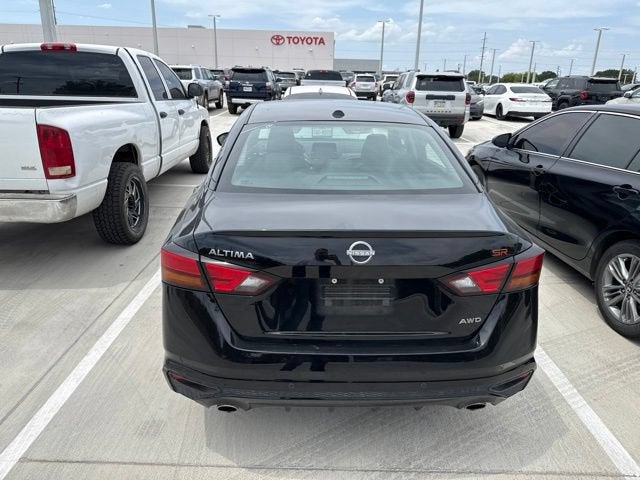2025 Nissan Altima Base