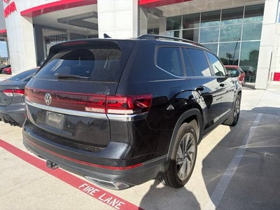 2024 Volkswagen Atlas 2.0T SE w/Technology