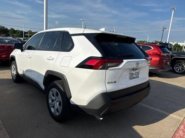 2025 Toyota RAV4 LE