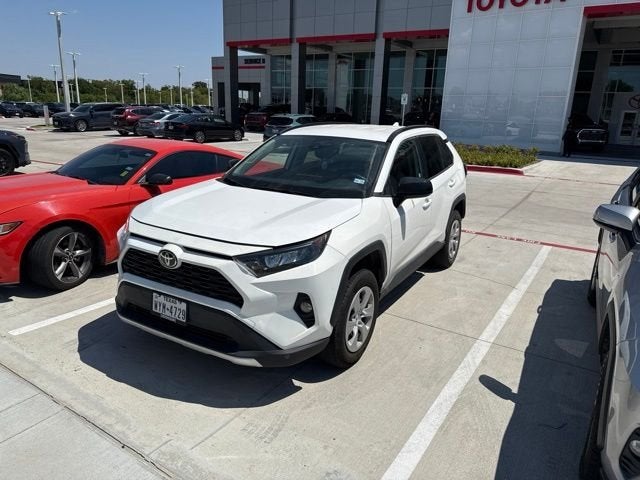 2021 Toyota RAV4 LE