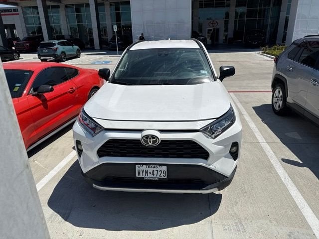 2021 Toyota RAV4 LE