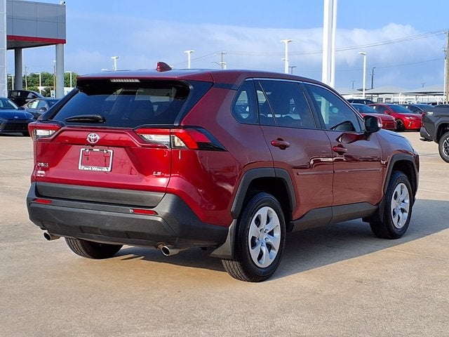 2024 Toyota RAV4 LE