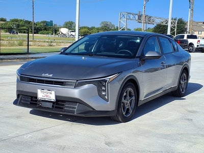 2025 Kia K4 LXS
