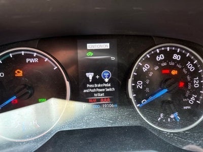 2022 Toyota RAV4 SE