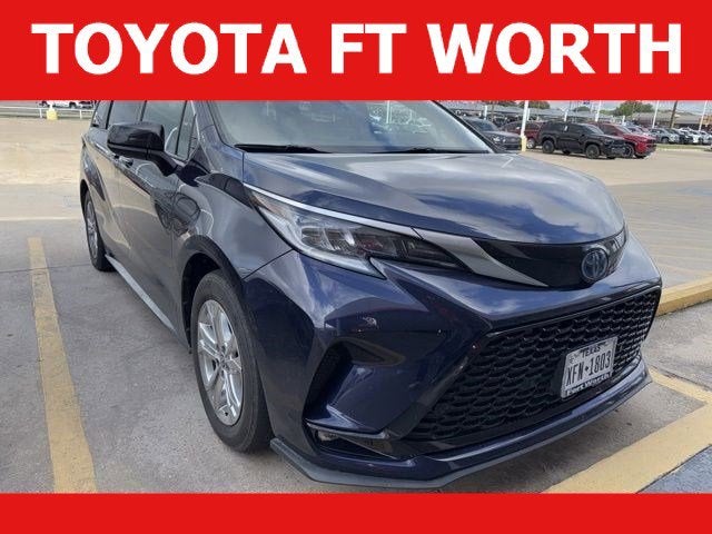 2022 Toyota Sienna XSE