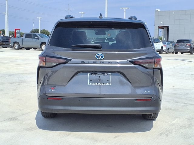 2025 Toyota Sienna XLE