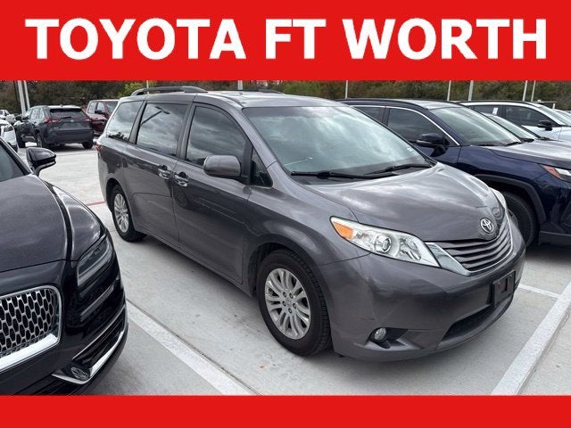 2017 Toyota Sienna XLE Premium