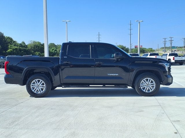 2022 Toyota Tundra 2WD SR5