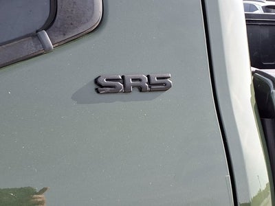 2022 Toyota Tundra 4WD SR5