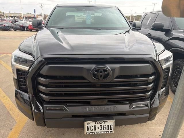 2025 Toyota Tundra 4WD SR5