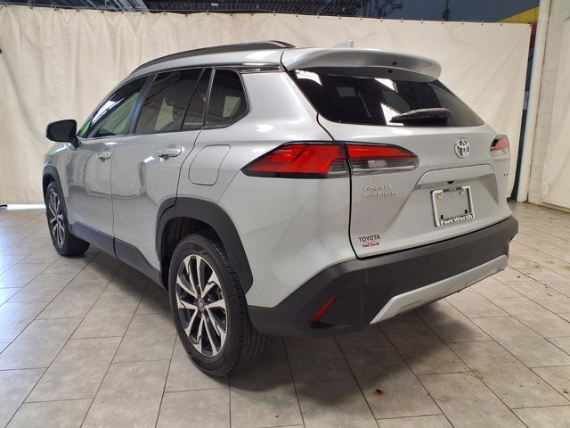 2024 Toyota Corolla Cross XLE