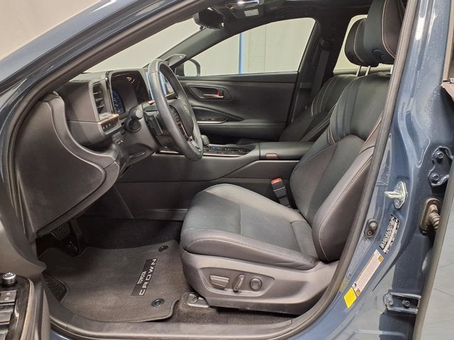 2025 Toyota Crown Signia XLE