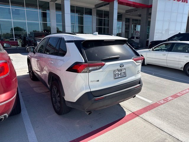 2022 Toyota RAV4 XLE Premium
