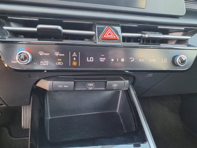 2025 Kia Niro LX