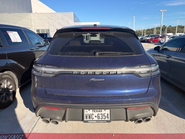 2025 Porsche Macan Base