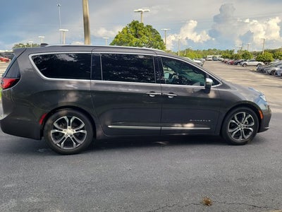 2022 Chrysler Pacifica Pinnacle