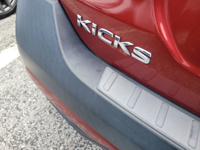 2018 Nissan Kicks SR