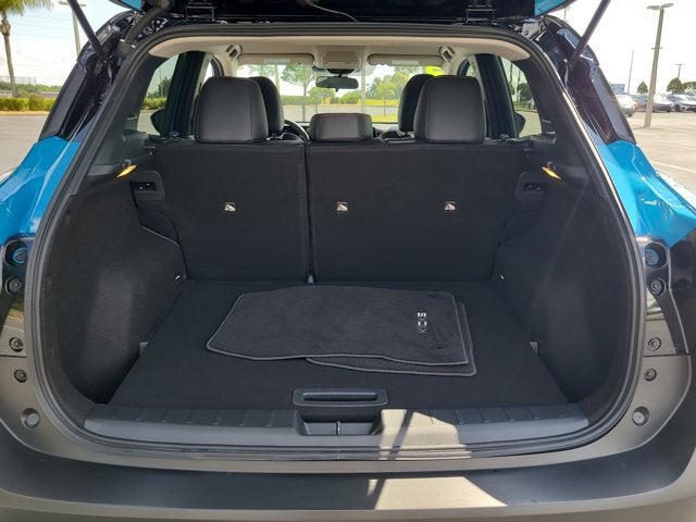 2025 Nissan Kicks MPV SR