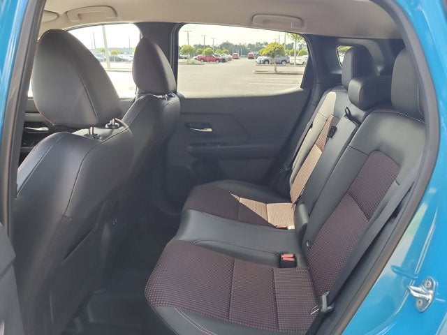 2025 Nissan Kicks MPV SR