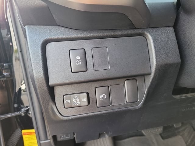 2023 Toyota Tacoma 4WD SR5