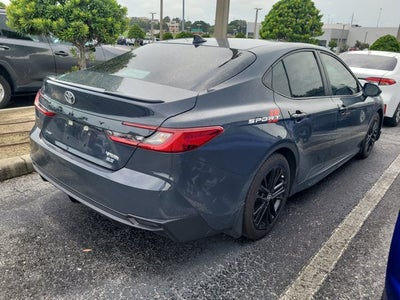 2025 Toyota Camry SE