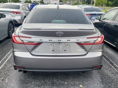 2025 Toyota Camry SE