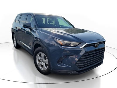 2025 Toyota Grand Highlander LE