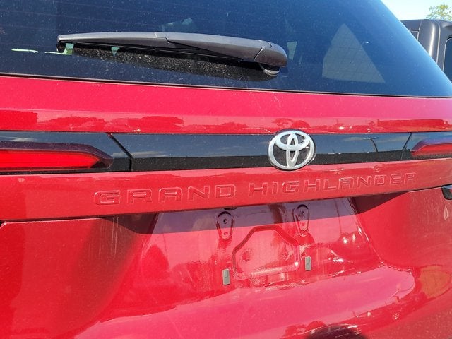 2025 Toyota Grand Highlander XLE