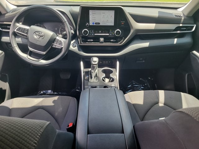 2025 Toyota Highlander LE