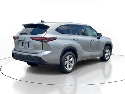 2025 Toyota Highlander LE