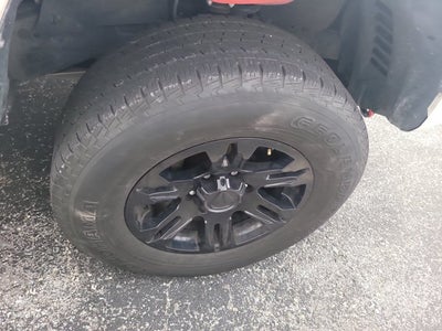2019 Toyota Tacoma SR