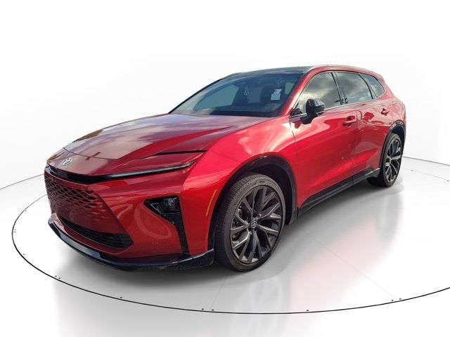 2025 Toyota Crown Signia XLE