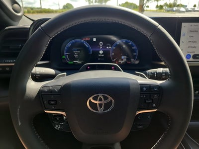 2025 Toyota Toyota Crown Signia Limited