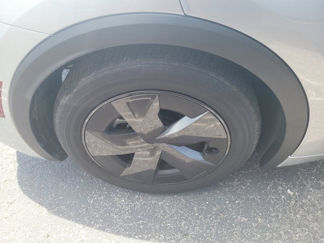 2023 Toyota Prius LE