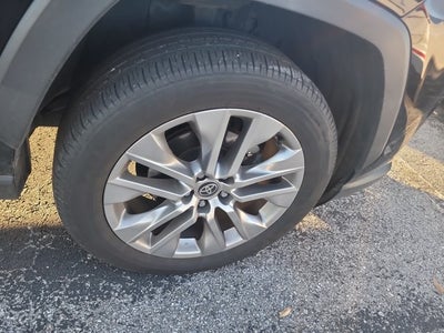 2022 Toyota RAV4 XLE Premium