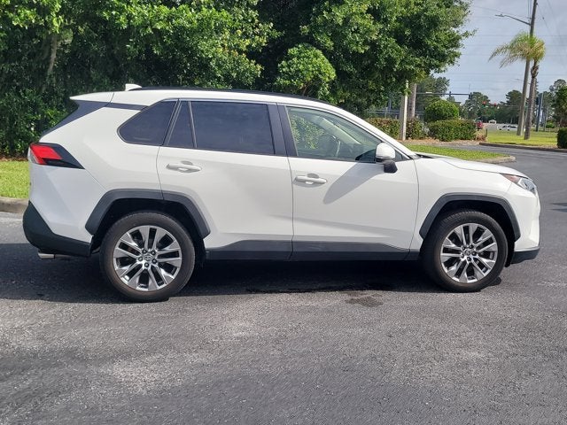 2020 Toyota RAV4 XLE Premium