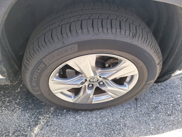 2022 Toyota RAV4 Hybrid LE