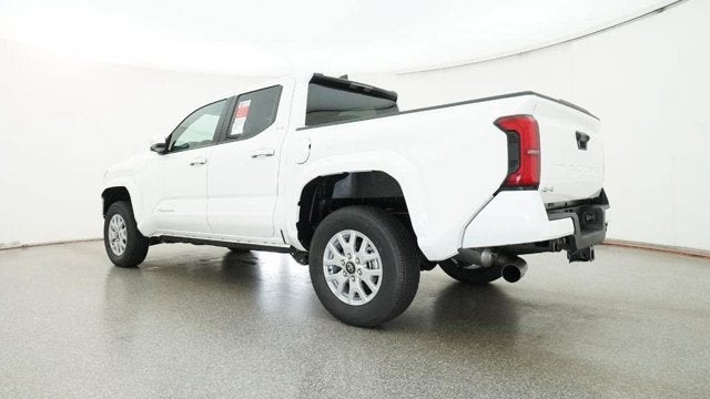 2026 Toyota Tacoma 4WD SR5