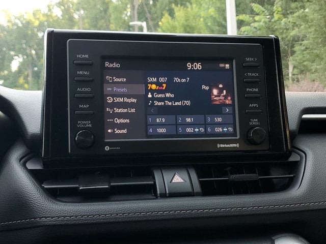 2022 Toyota RAV4 Hybrid LE