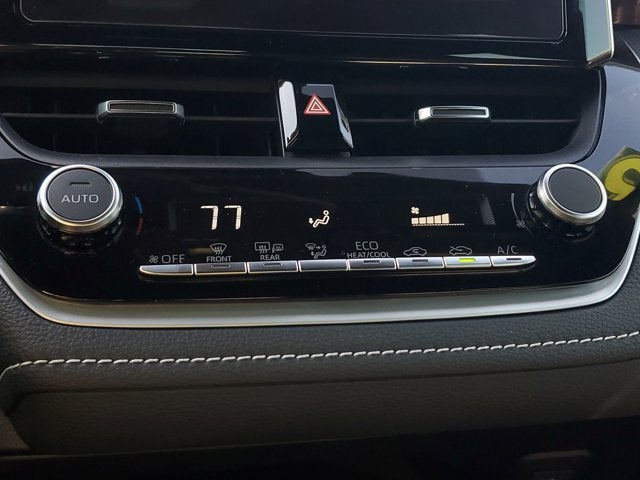 2025 Toyota Corolla Hatchback SE