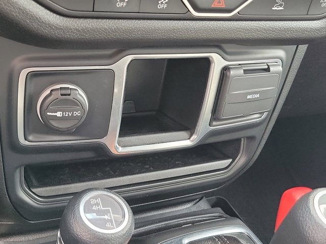 2024 Jeep Gladiator Sport
