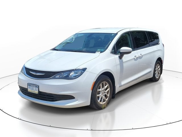 Used 2017 Chrysler Pacifica Touring with VIN 2C4RC1DG0HR609232 for sale in Venice, FL